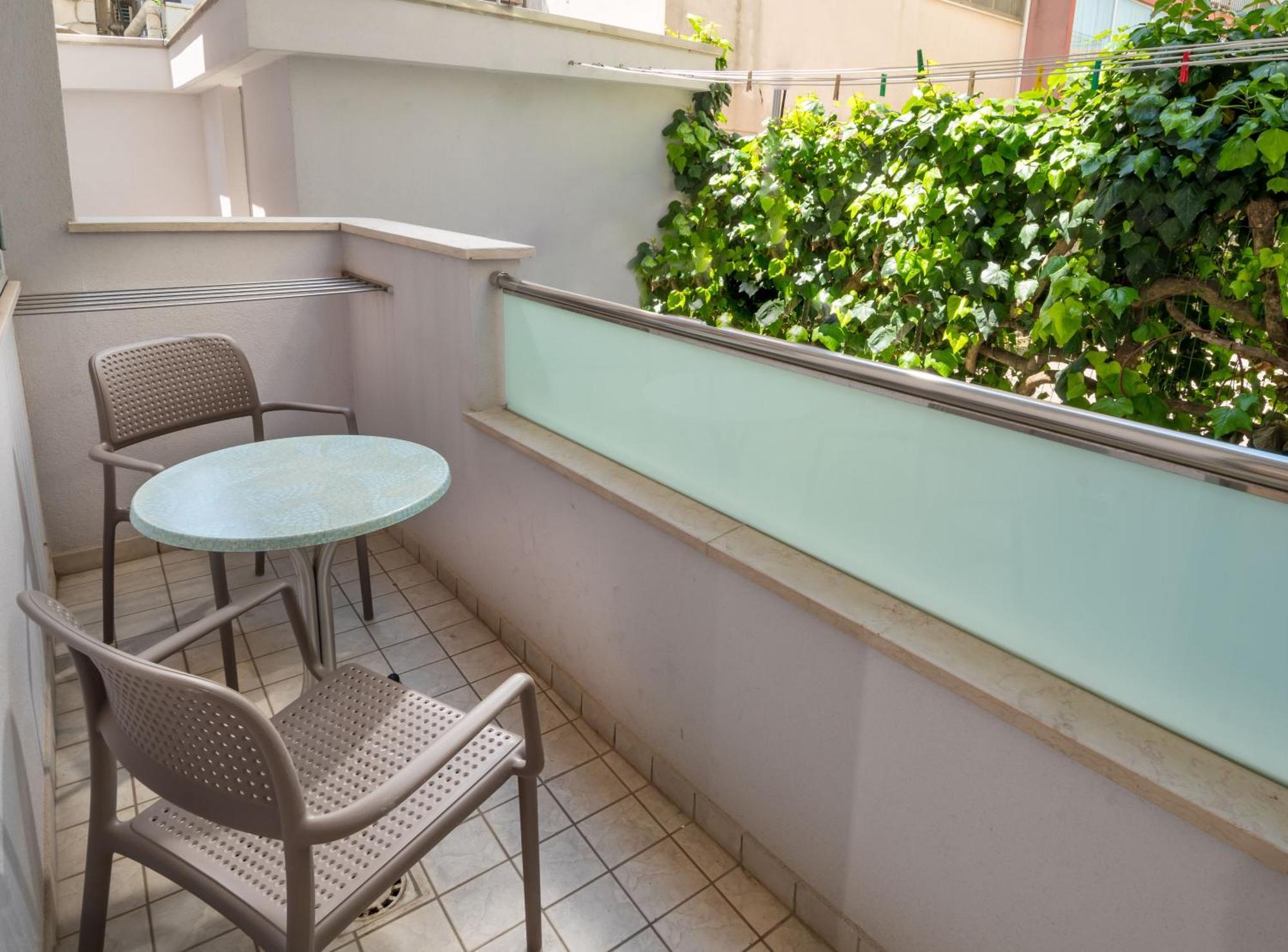 Residence Marzia Rimini Extérieur photo