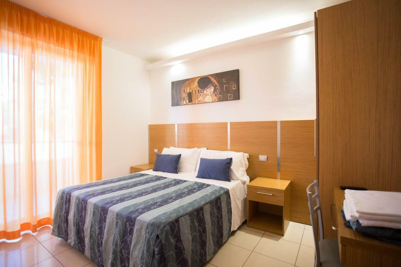 Residence Marzia Rimini Extérieur photo